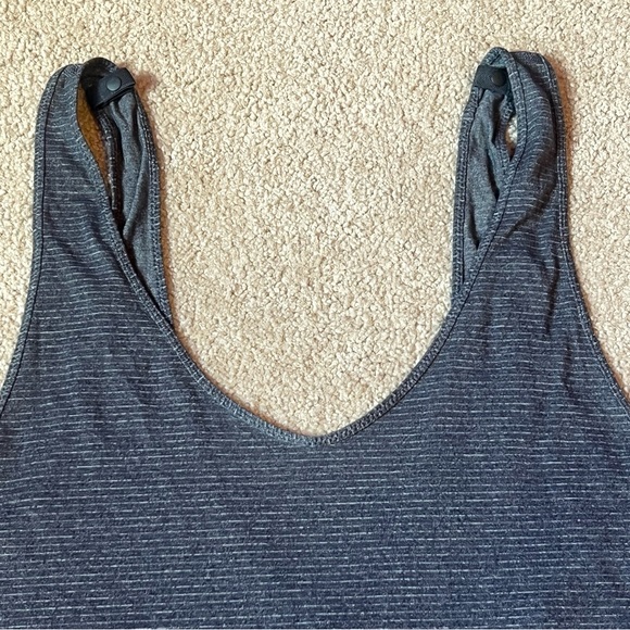 LuluLemon Dark Gray Tank Size 2 - Picture 7 of 7